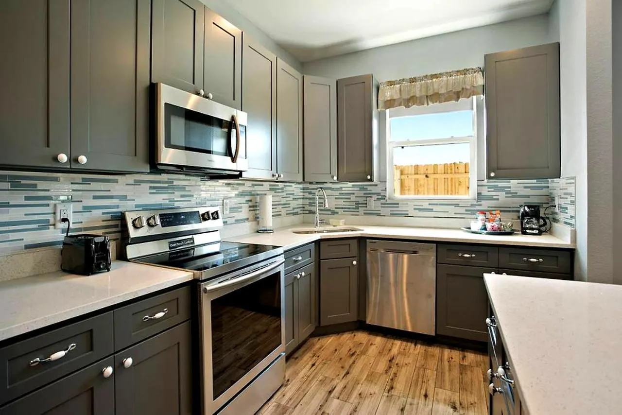 Centrally Located Family Home In Tampa 0*,